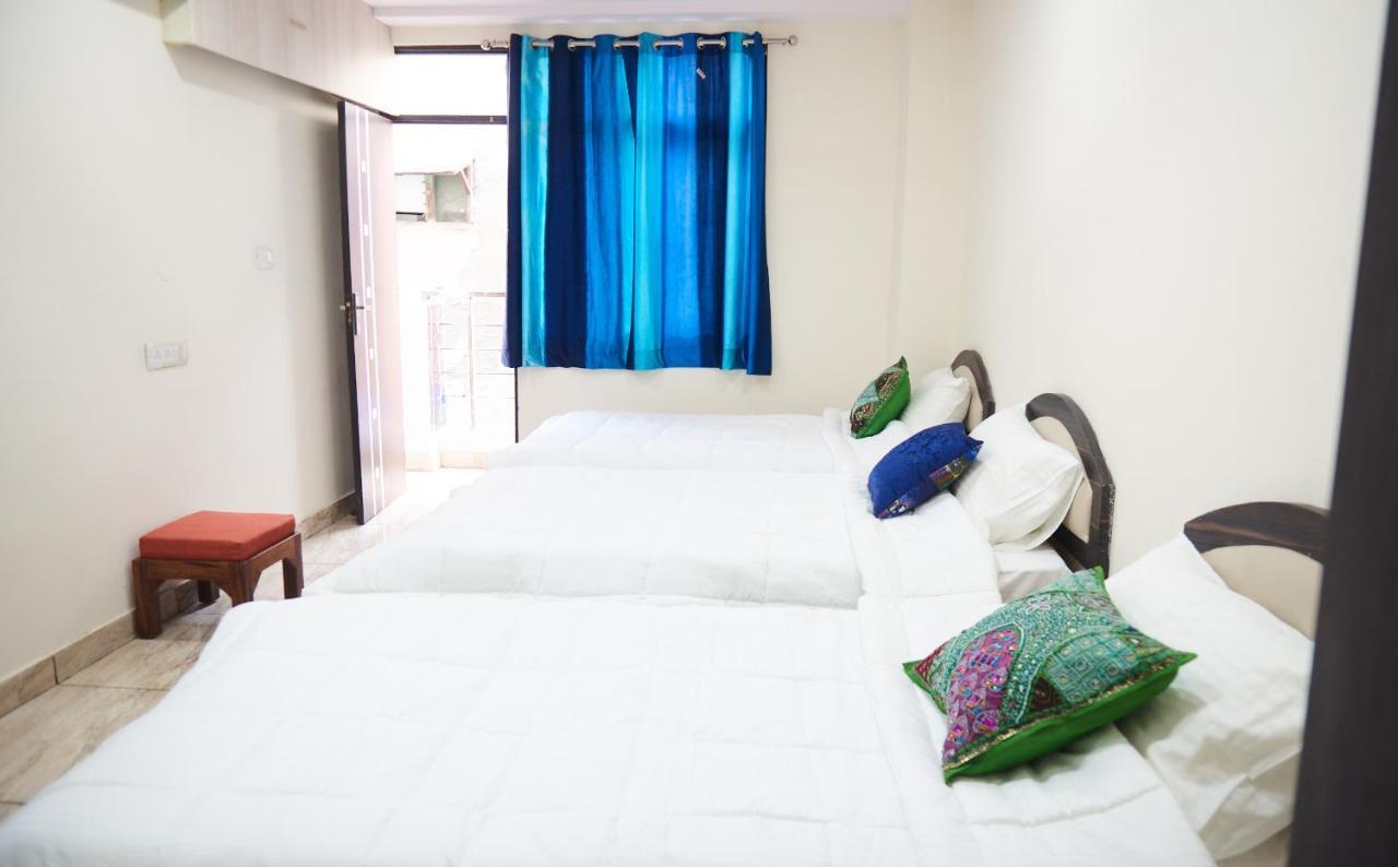 Himalayan Hostel New Delhi Bagian luar foto