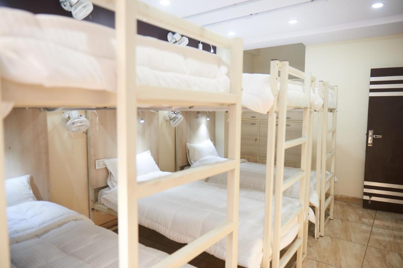 Himalayan Hostel New Delhi Bagian luar foto